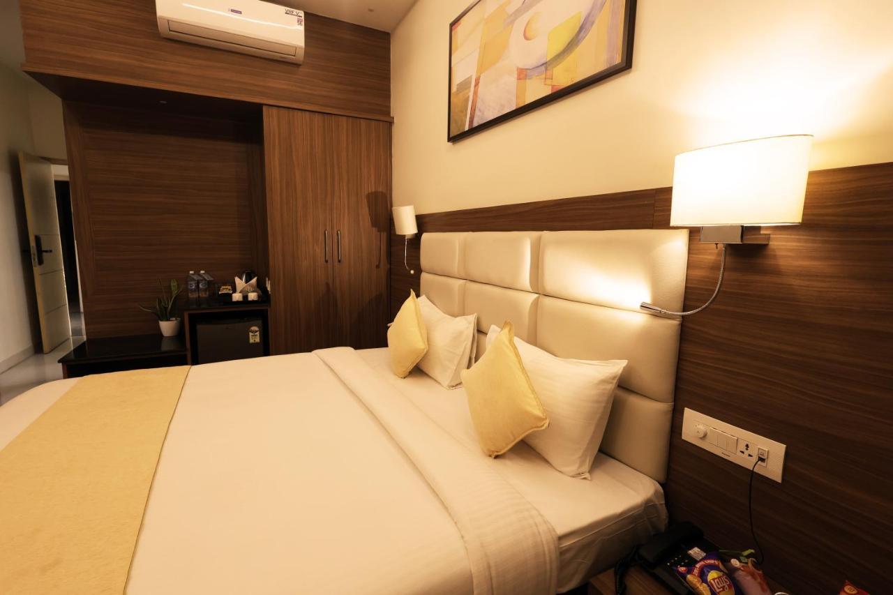 Hotel Grand Regency Rajajinagar, Iskcon Temple - Wtc à Bangalore Extérieur photo