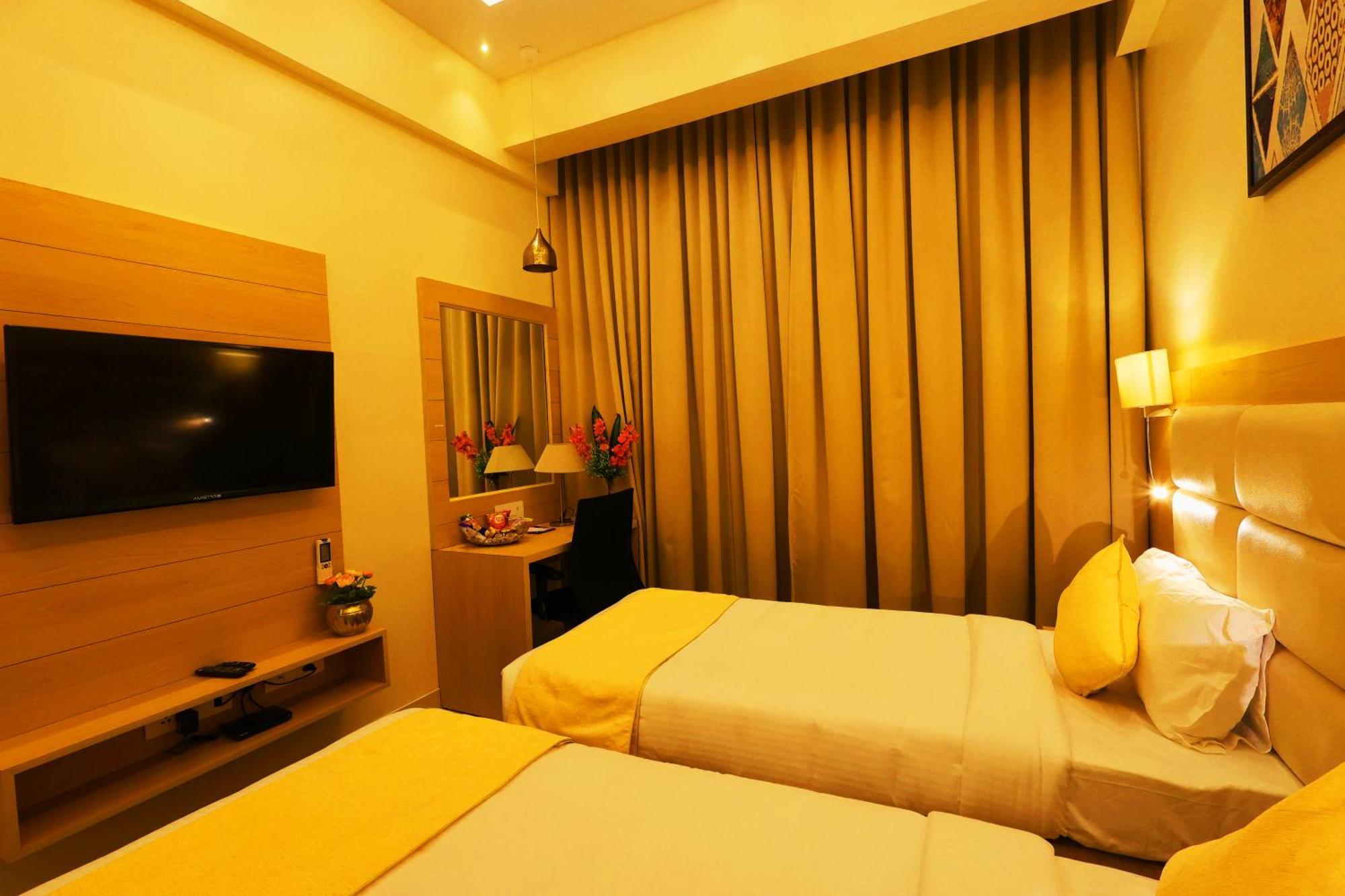 Hotel Grand Regency Rajajinagar, Iskcon Temple - Wtc à Bangalore Extérieur photo