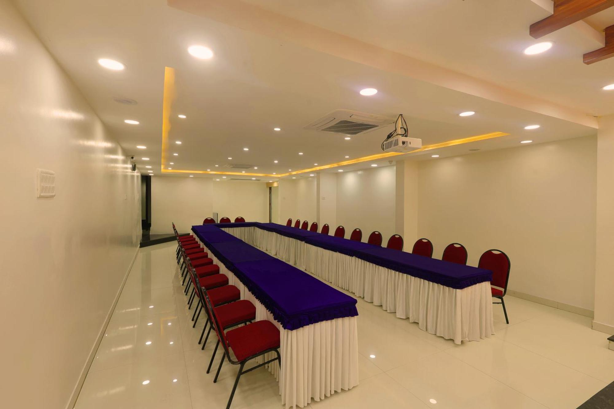 Hotel Grand Regency Rajajinagar, Iskcon Temple - Wtc à Bangalore Extérieur photo
