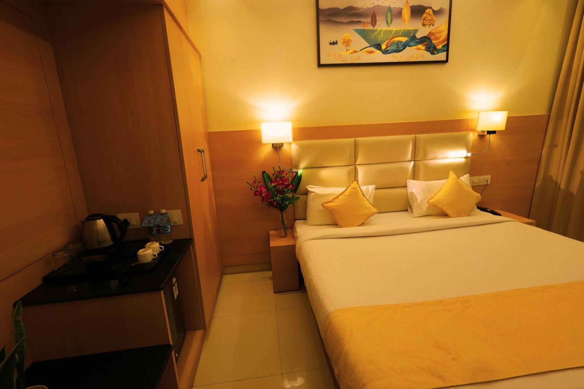 Hotel Grand Regency Rajajinagar, Iskcon Temple - Wtc à Bangalore Extérieur photo