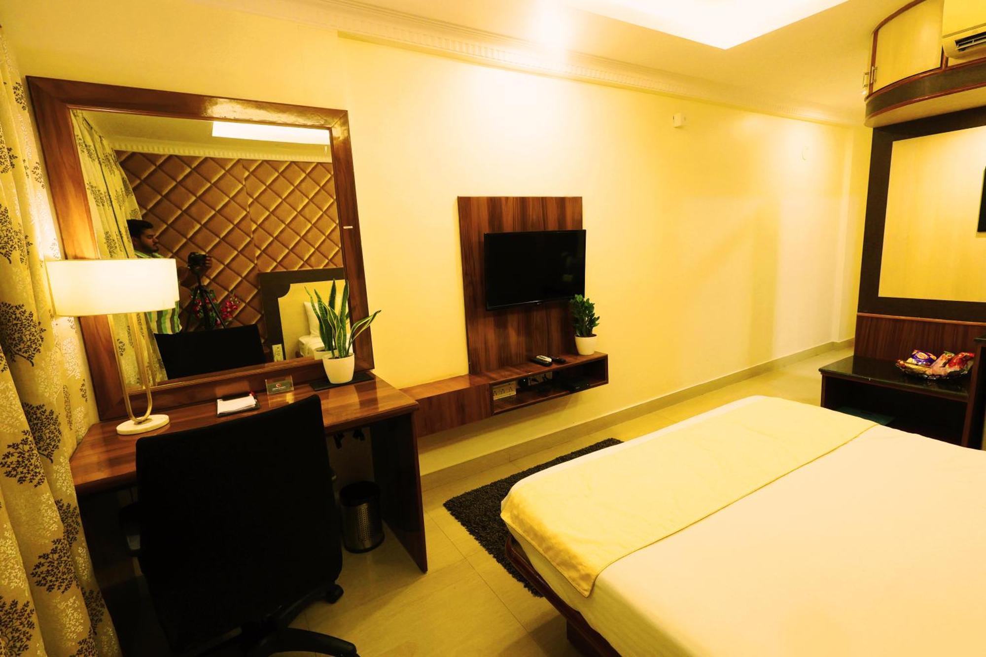 Hotel Grand Regency Rajajinagar, Iskcon Temple - Wtc à Bangalore Extérieur photo