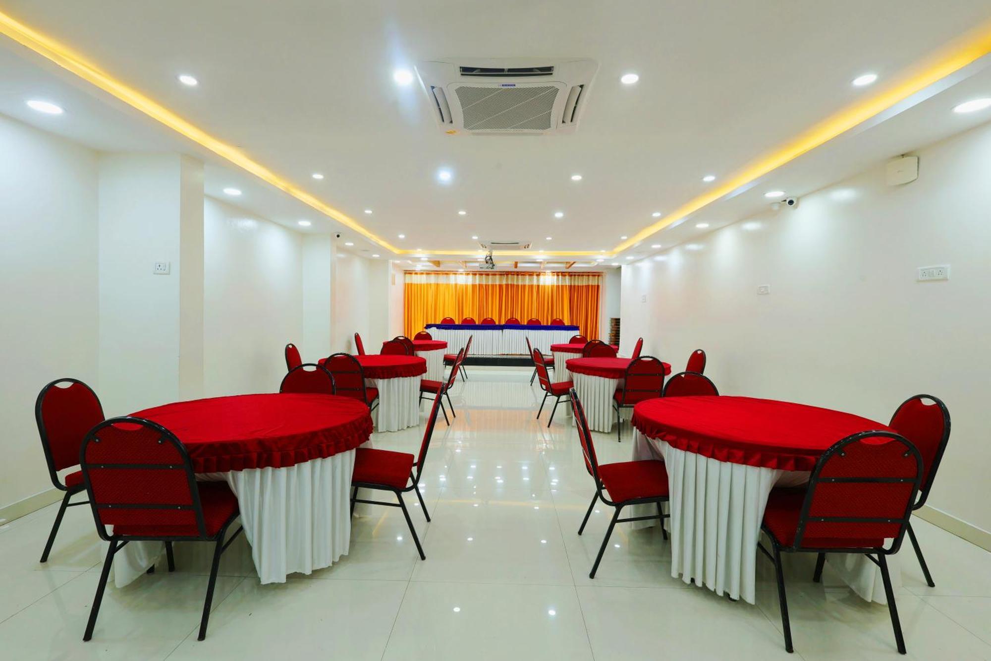 Hotel Grand Regency Rajajinagar, Iskcon Temple - Wtc à Bangalore Extérieur photo