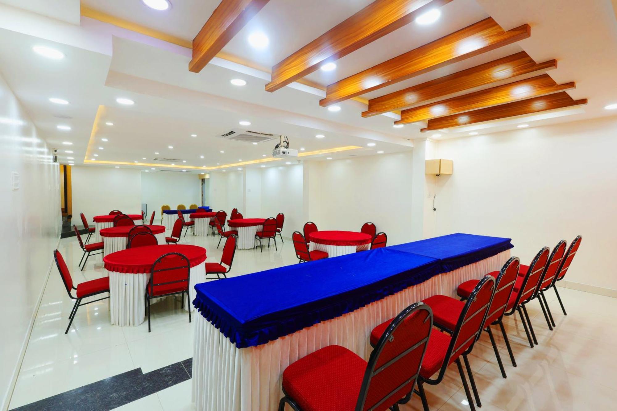 Hotel Grand Regency Rajajinagar, Iskcon Temple - Wtc à Bangalore Extérieur photo