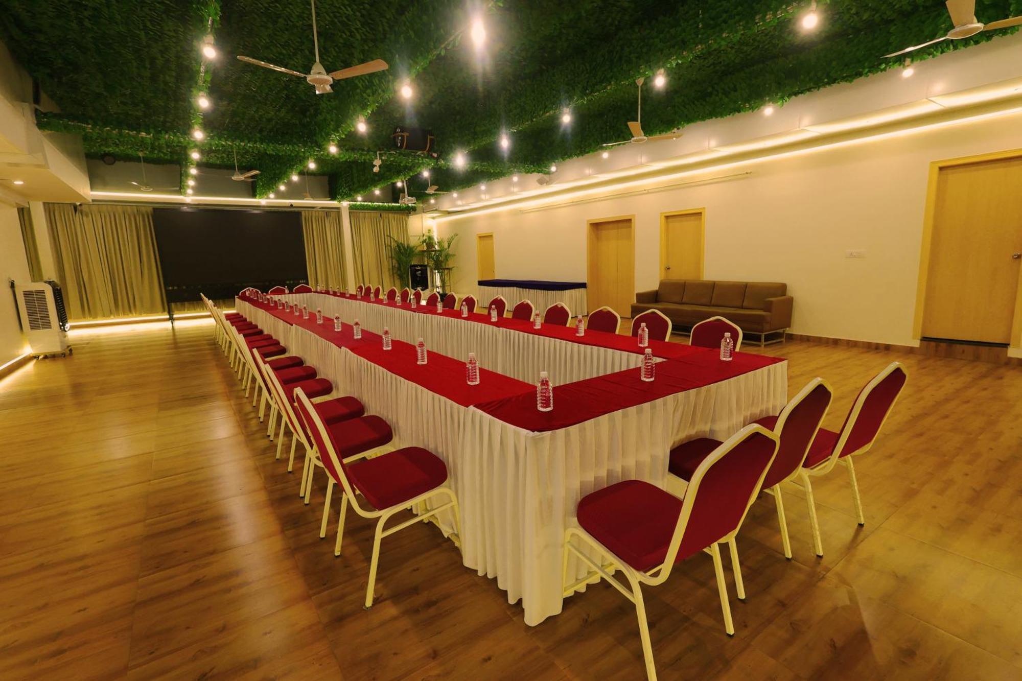 Hotel Grand Regency Rajajinagar, Iskcon Temple - Wtc à Bangalore Extérieur photo